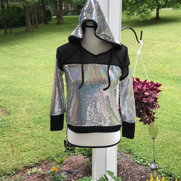 Weissman Other - LC Weissman Girl’s Dance Costume Sequin Hoodie Weissman Other - LC Weissman Girl’s Dance Costume Sequin Hoodie